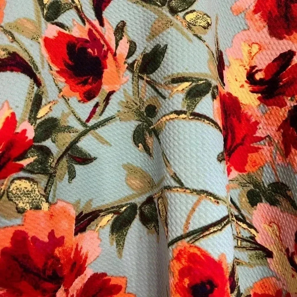 Flower skirt, size 7 - Picture 3 of 4